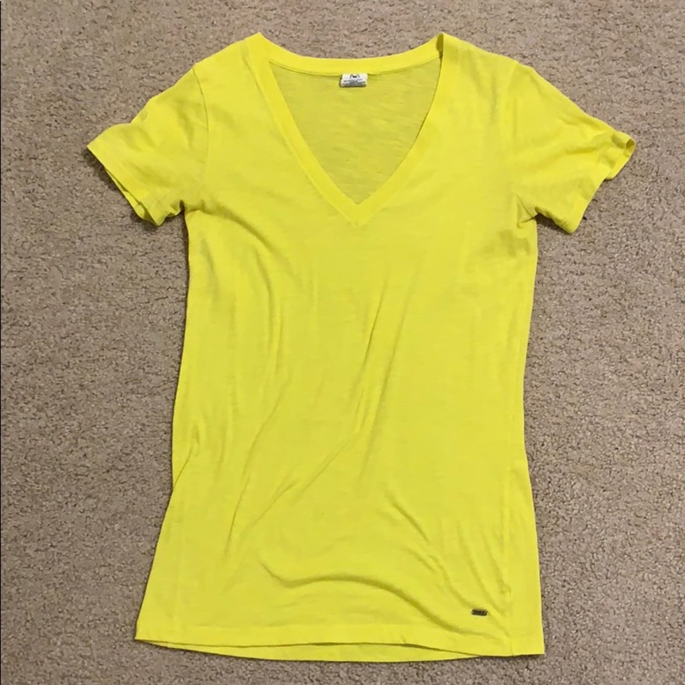VS Pink Tee